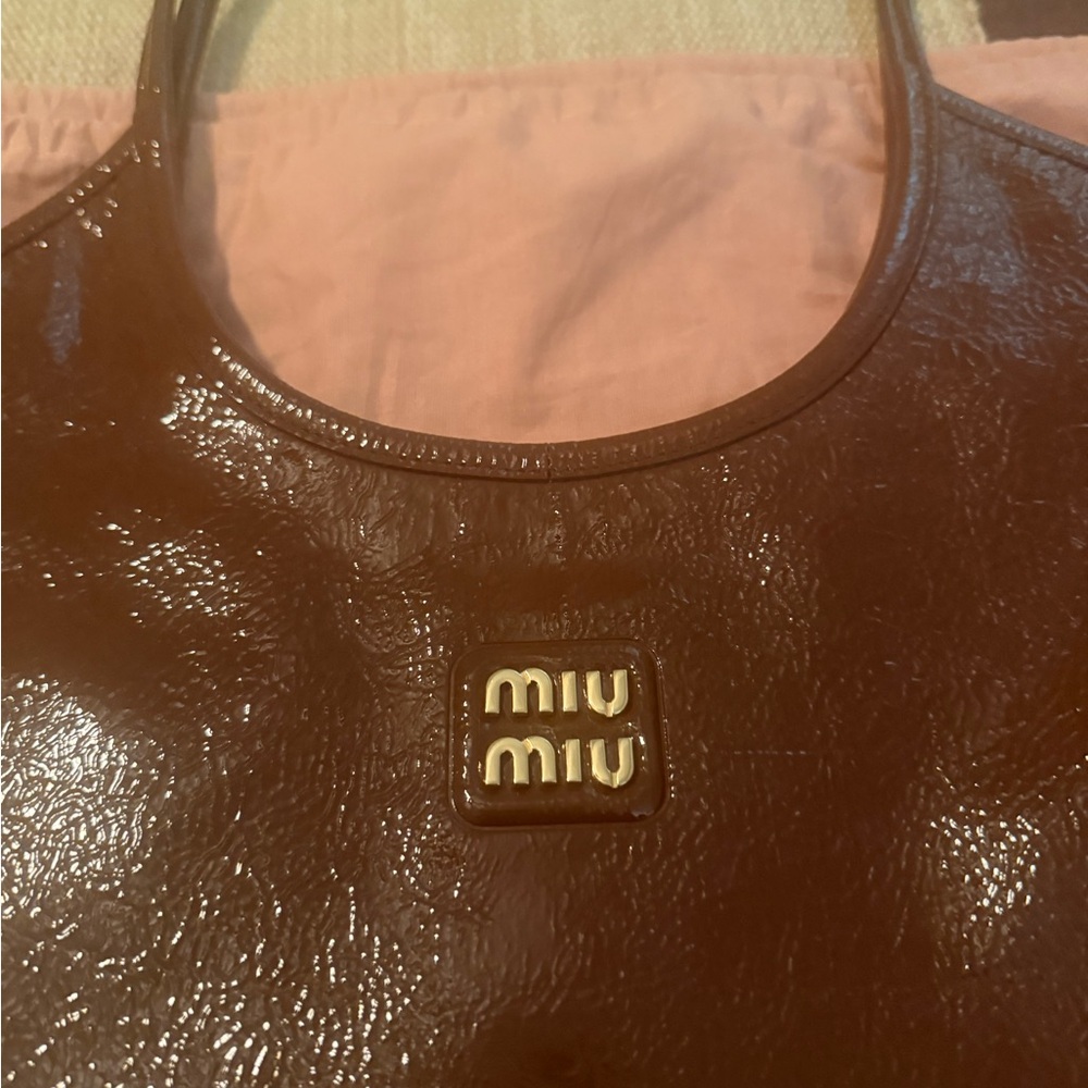Miu Miu Ivy  Glossy Brown Shoulder Bag SOLD on another plattform